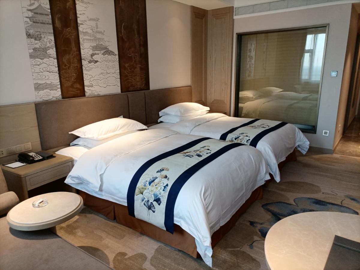 Baoying Jinling Hotel Экстерьер фото
